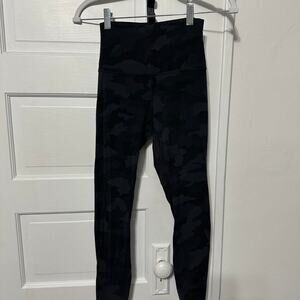 Lululemon black/grey camo leggings